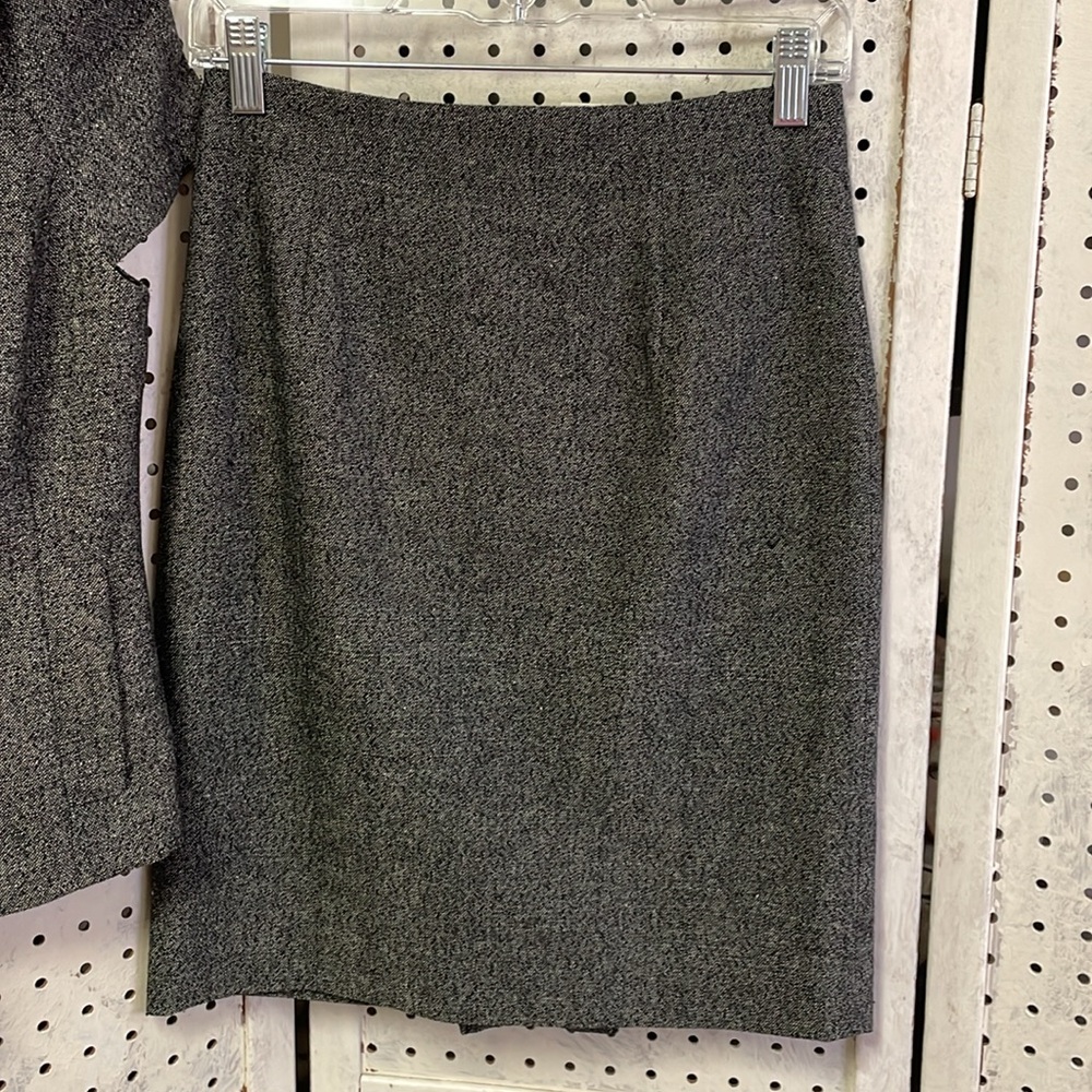 NWT Banana Republic - Picture 6 of 9
